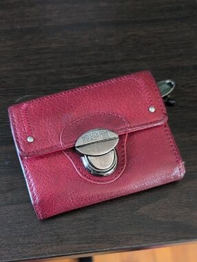 Kenneth Cole Reaction Red Leather Card Holder with Silver Hardware